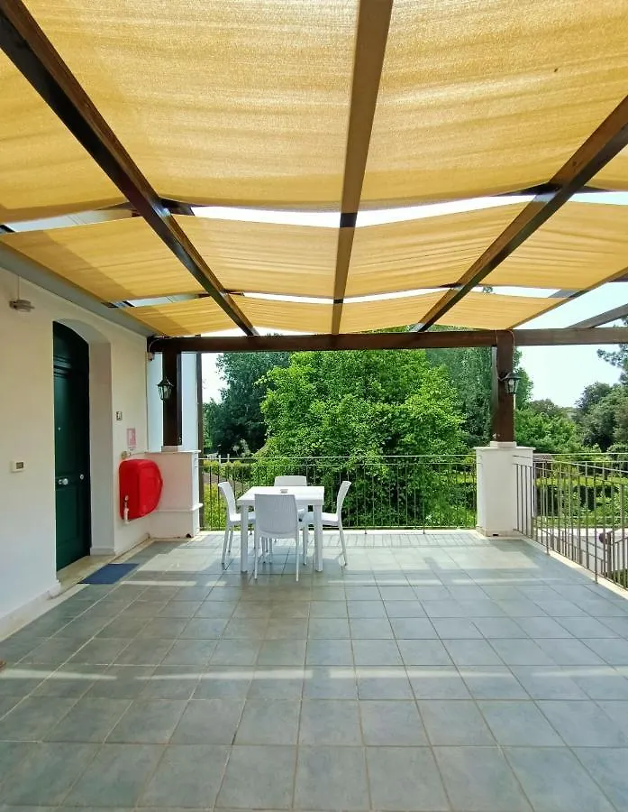 Residenza Casa Bianca Aparthotel Marina di Massa 0*,  Italië