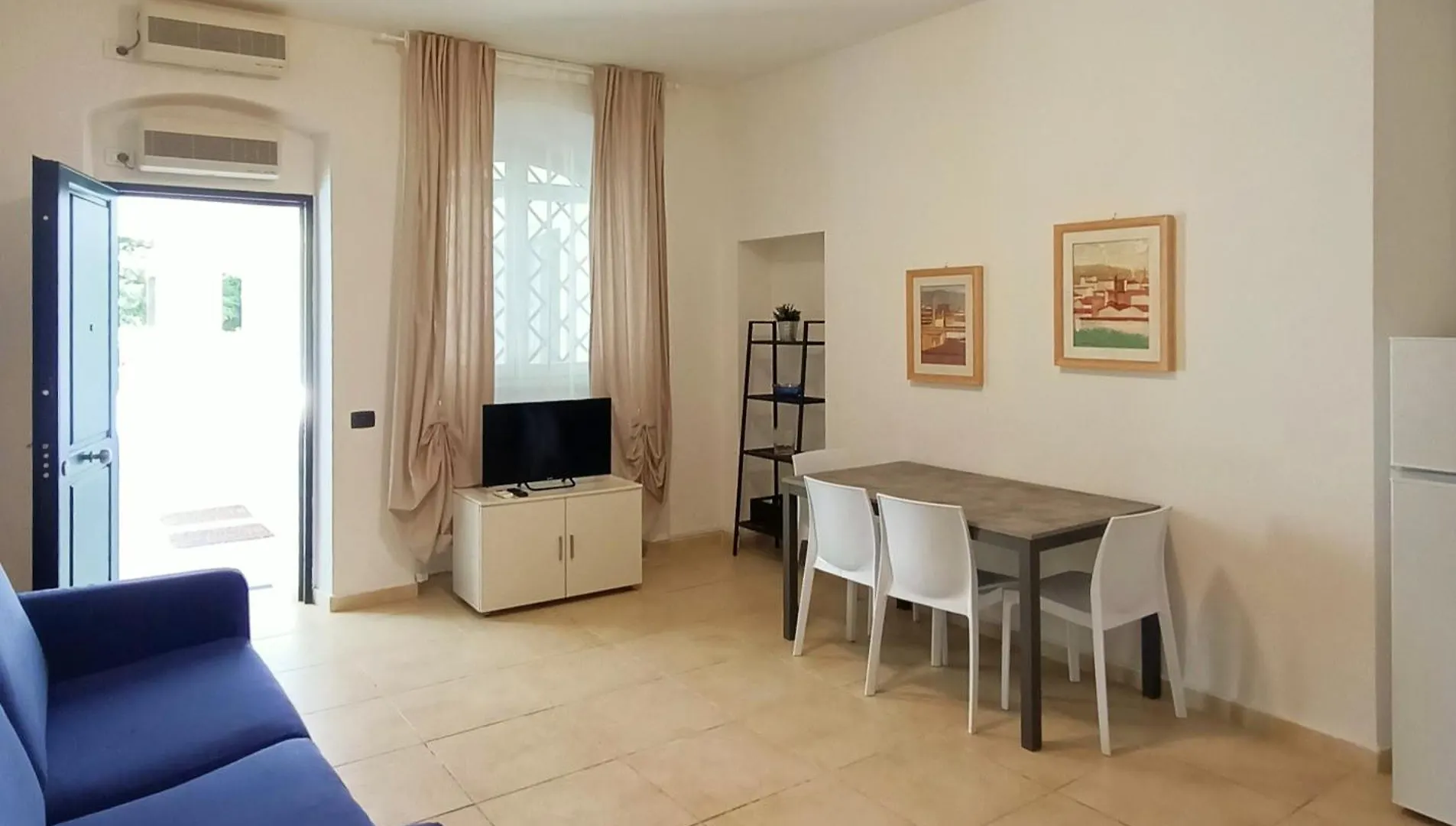 Residenza Casa Bianca Aparthotel Marina di Massa Italië
